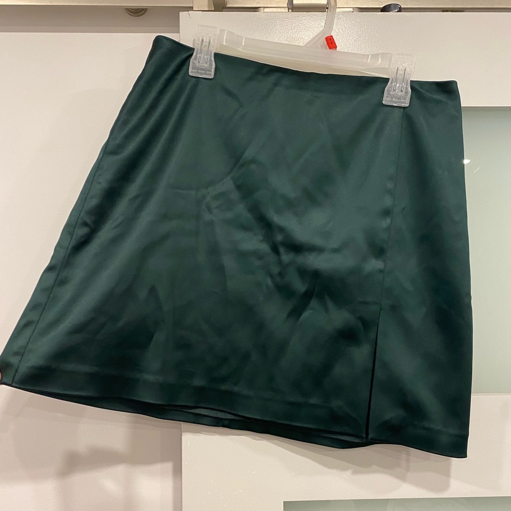 Aritzia Sunday Best Tatiana mini skirt